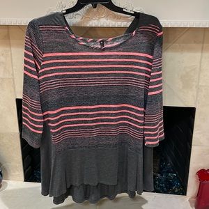 Vison high low top round neck with 3/4 sleeves